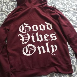 ✨4/$20 Good vibes only maroon hoodie